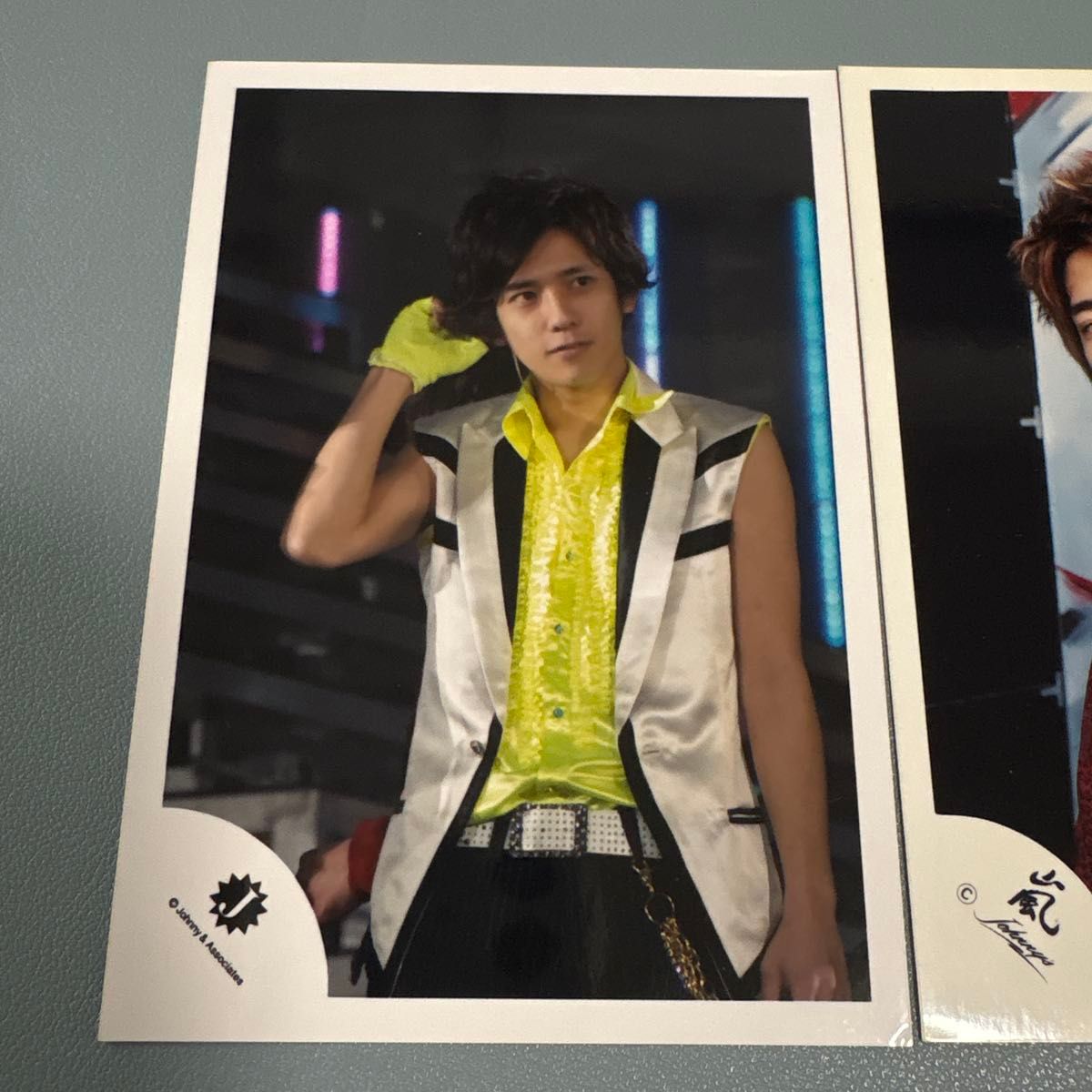 嵐 公式写真 2枚セット 二宮和也 ジャニーズ 金髪 ピカンチ 琢磨