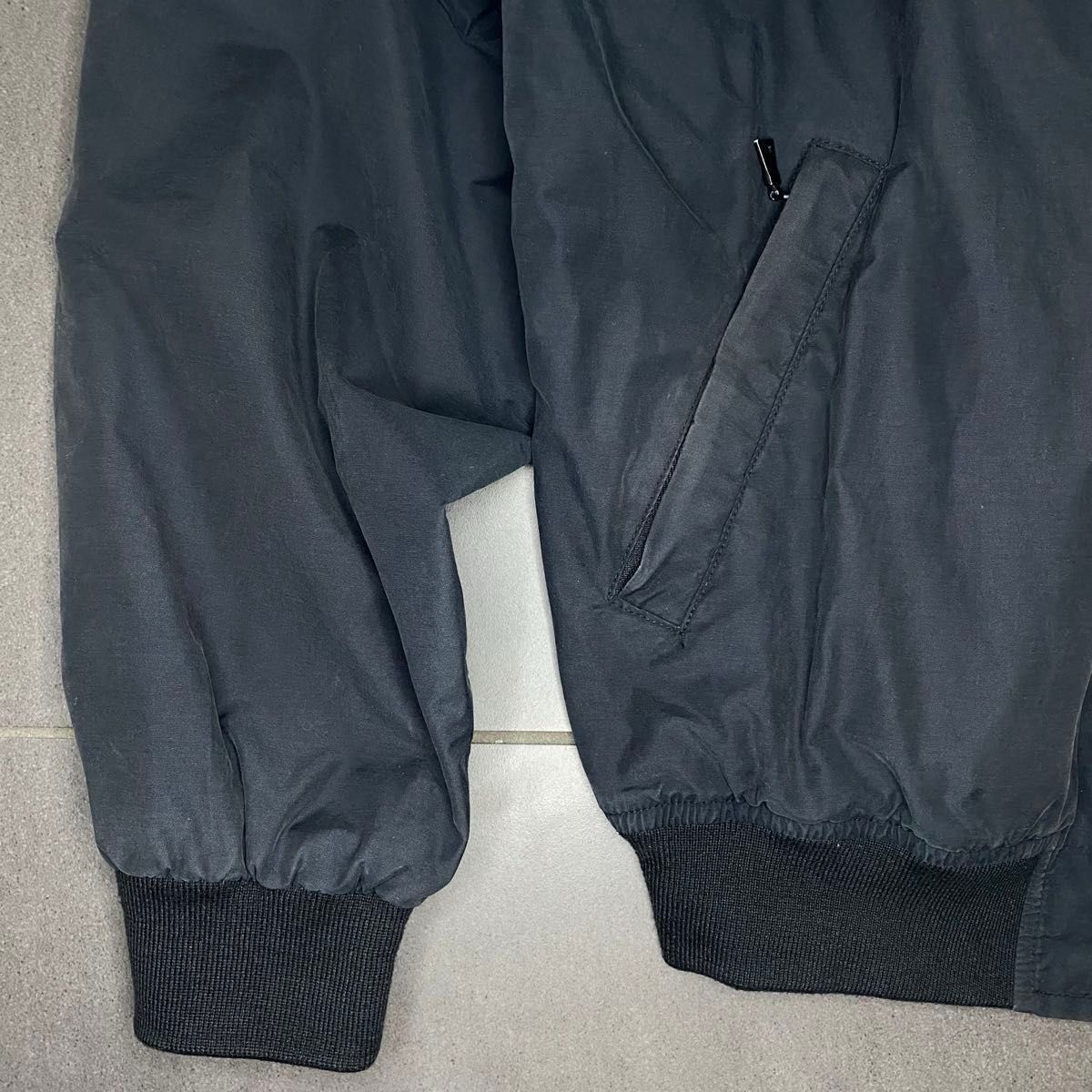 YSL イヴ・サンローラン ワンポイント刺繍ロゴ ジップアップ ブルゾン