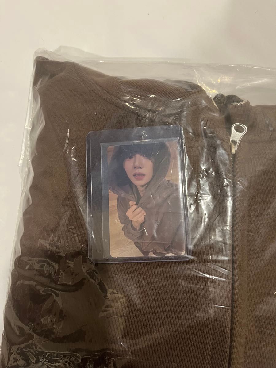 EUPHORIA ZIP-UP フーデイ ald1 サンウォン 韓国ポップアップ 韓国限定