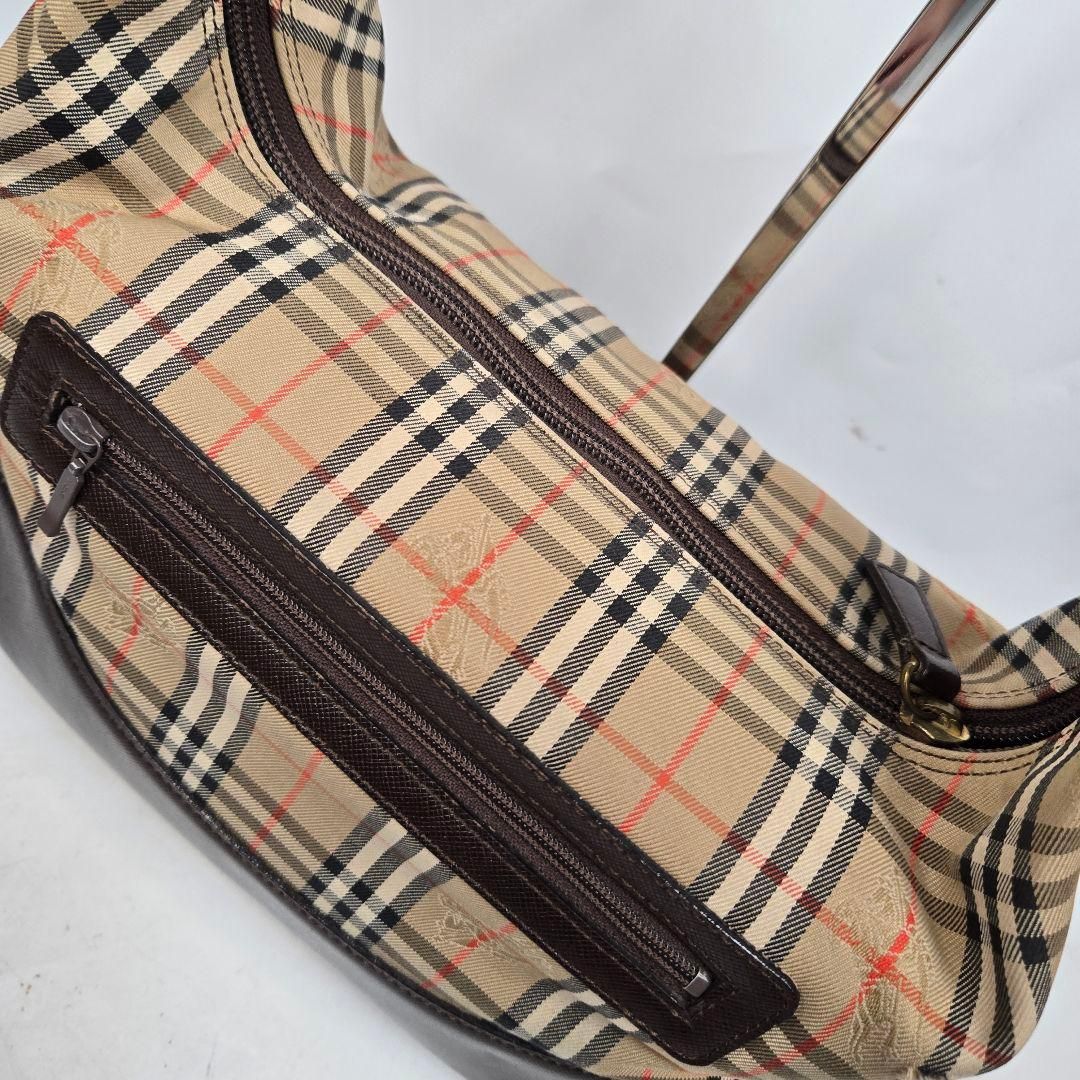 美品 BURBERRY ワンショルダーバッグ サフィアーノレザー ノバチェック