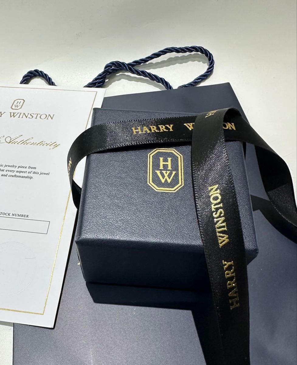 HARRY WINSTON ハリーウィンストン リングケース 空箱 ショッパー