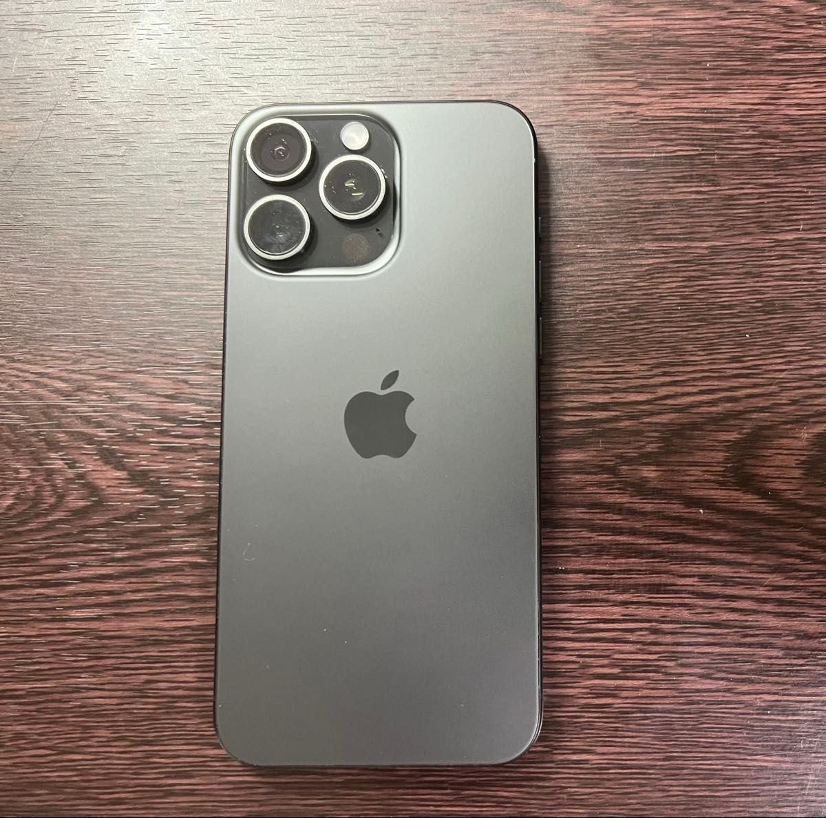 バッテリー95% 美品 iPhone 15 Pro Max 1TB ブラックチタニウム｜Yahoo