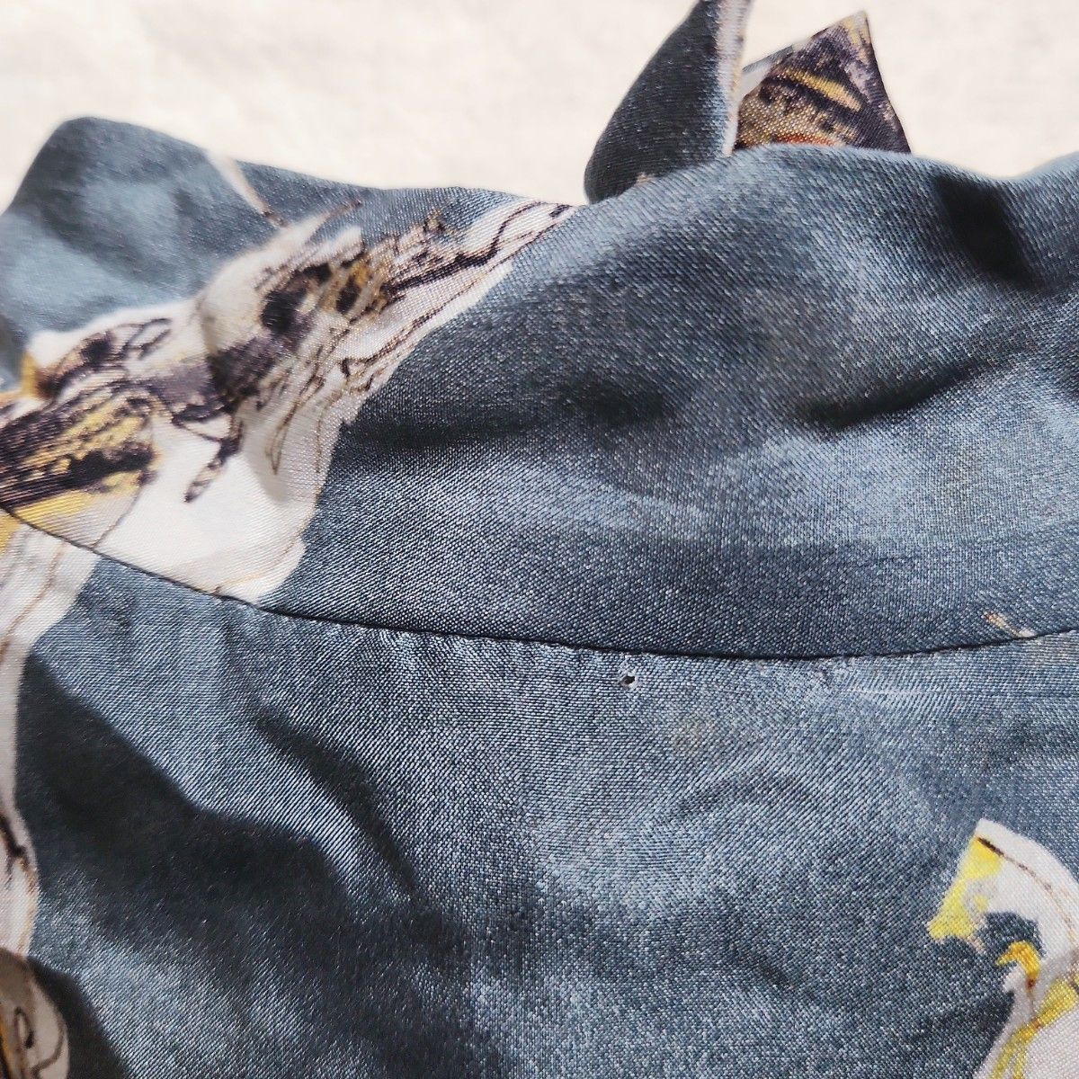 極美品 トゥモローランド シルクプラムフラワープリント ボウタイ