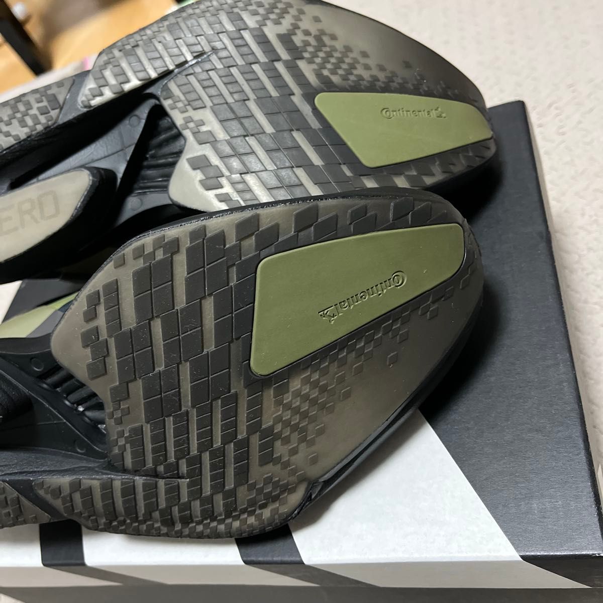 adidas ADIZERO ADIOS PRO 4 28 5cm ブラック オリーブ｜Yahoo!フリマ