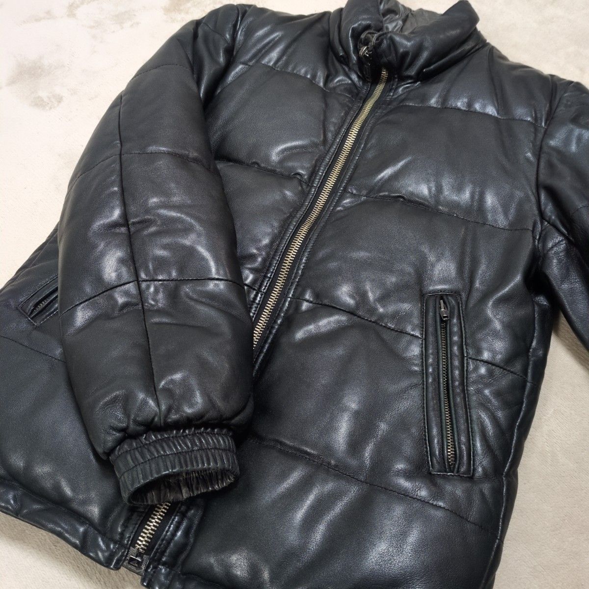トゥモローランド TOMORROWLAND レザーダウンジャケット 羊皮 本革