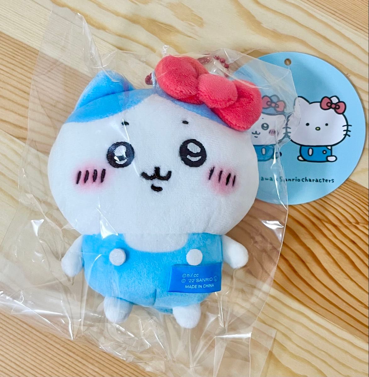 ハチワレ ハローキティ サンリオキャラクターズ ぷちミニマスコット