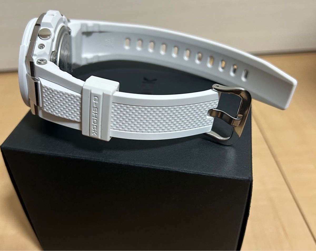 新品未使用 CASIO G-SHOCK GST-W300 ホワイト 箱付取説付き｜Yahoo
