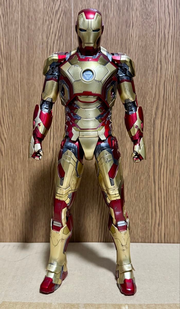 hottoys ホットトイズ DIECAST アイアンマン マーク42 ver2 0