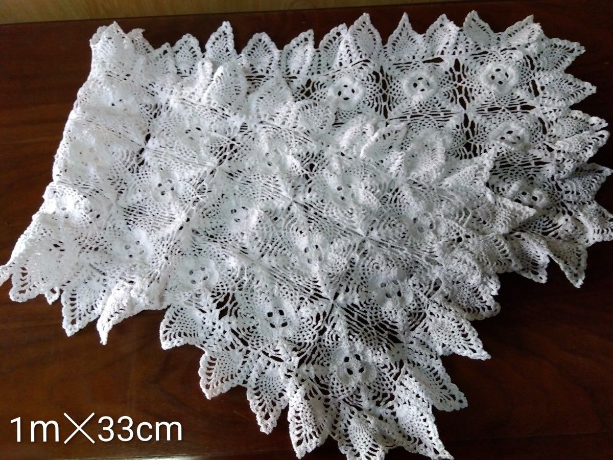 クーポンご利用で900円【ハンドメイド】手編み レース編み ドイリー