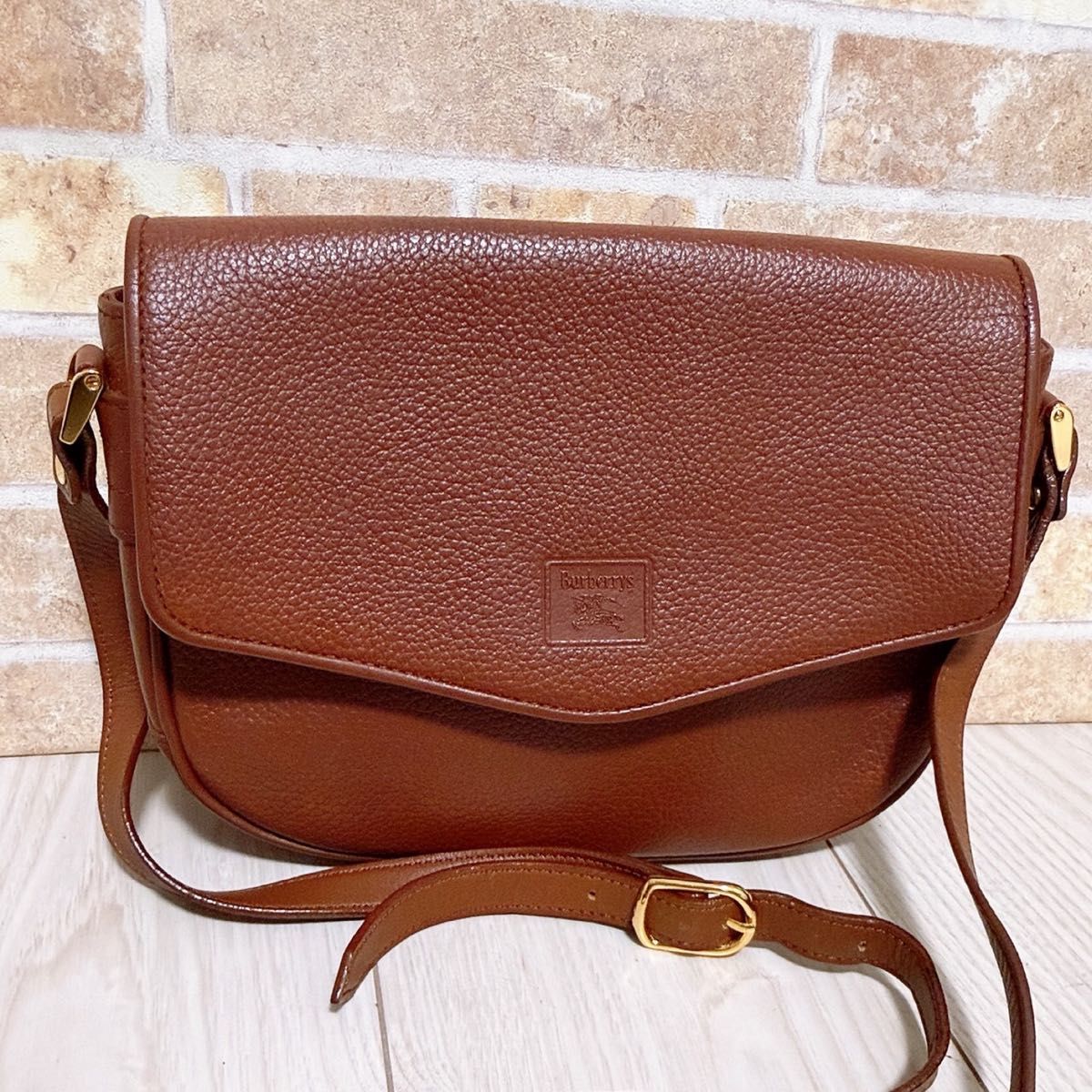 美品) Burberrys(バーバリー)ショルダーバッグ レザー ブラウン｜Yahoo