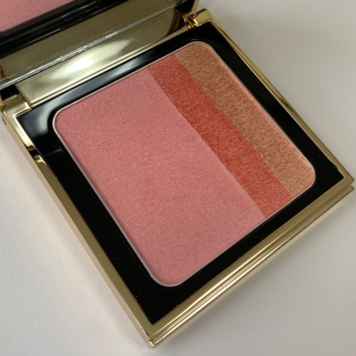 BOBBI BROWN ボビイブラウン ブライトニングブラッシュ 03 チーク