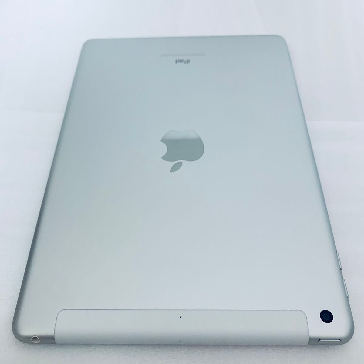 美品】iPad 第6世代 Wi-Fi ＋ Cellular 32GB シルバー MR6P2J/A 本体
