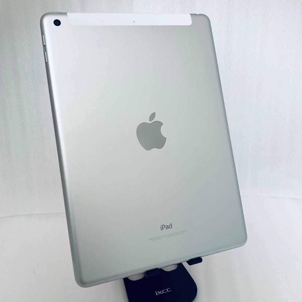 美品】iPad 第6世代 Wi-Fi ＋ Cellular 32GB シルバー MR6P2J/A 本体