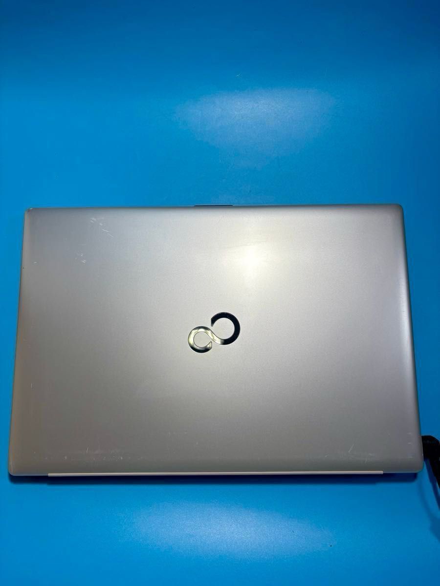 富士通 LIFEBOOK AH55/E3 i7 1165G7 SSD 2TB メモリ32GB Windows11