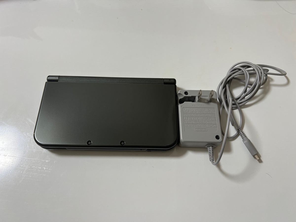 動作確認済】ニンテンドー3DS LL ブラック 充電器・タッチペン付 初期