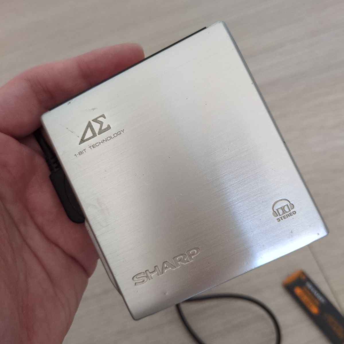 SHARP MD-DS70-S ポータブルMDプレーヤー シルバー ジャンク｜Yahoo