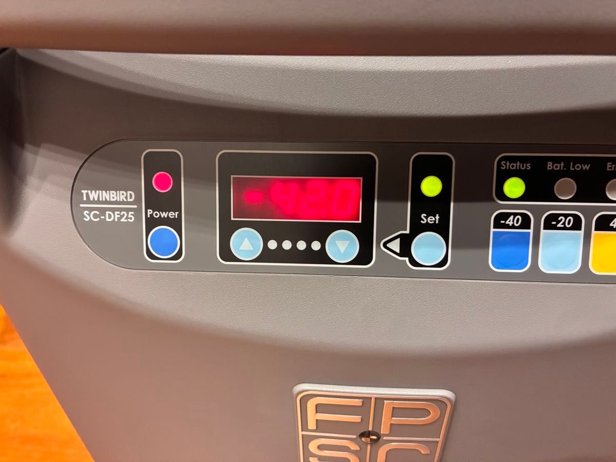 国内メーカーTWINBIRD SC-DF25WL ハイスペックポータブル冷蔵（冷凍
