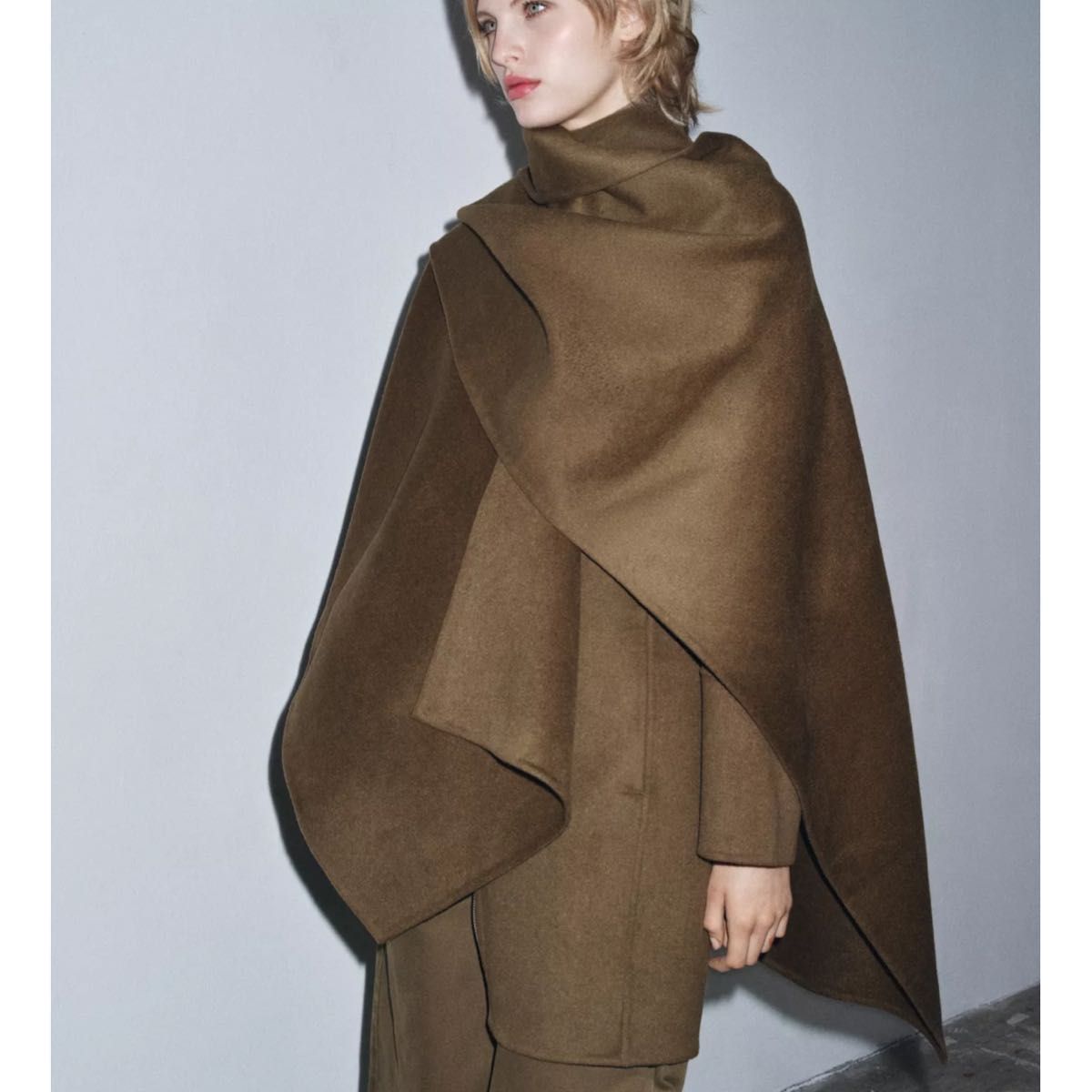 新品 ZW COLLECTION ケープディテールウールコート M カーキ｜Yahoo
