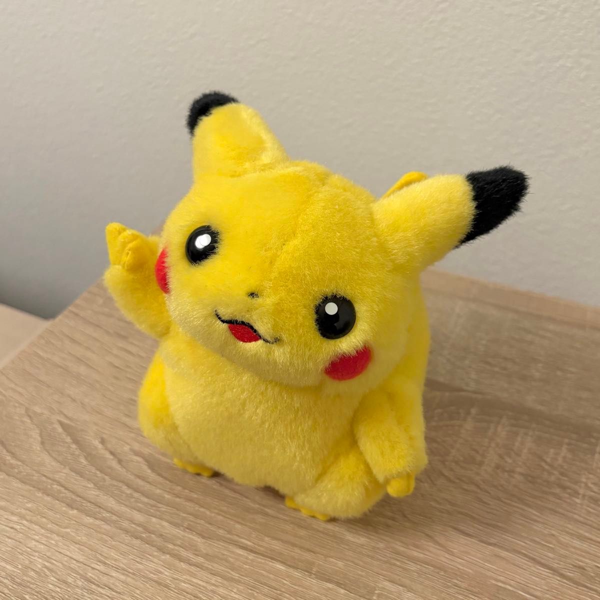 限定版》ピカチュウ ぬいぐるみ TOMY 当時物 初期 ポケモン レア