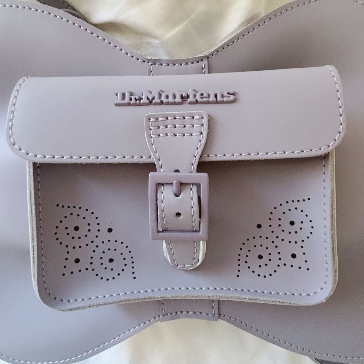 ドクターマーチン ショルダーバッグ ボウ Bow リボン 2way 金具 Dr
