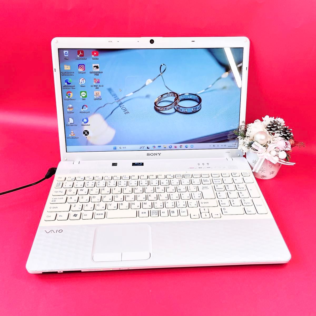 VAIO白ノートパソコン✨windows11大容量i5すぐ使えるカメラオフィス付