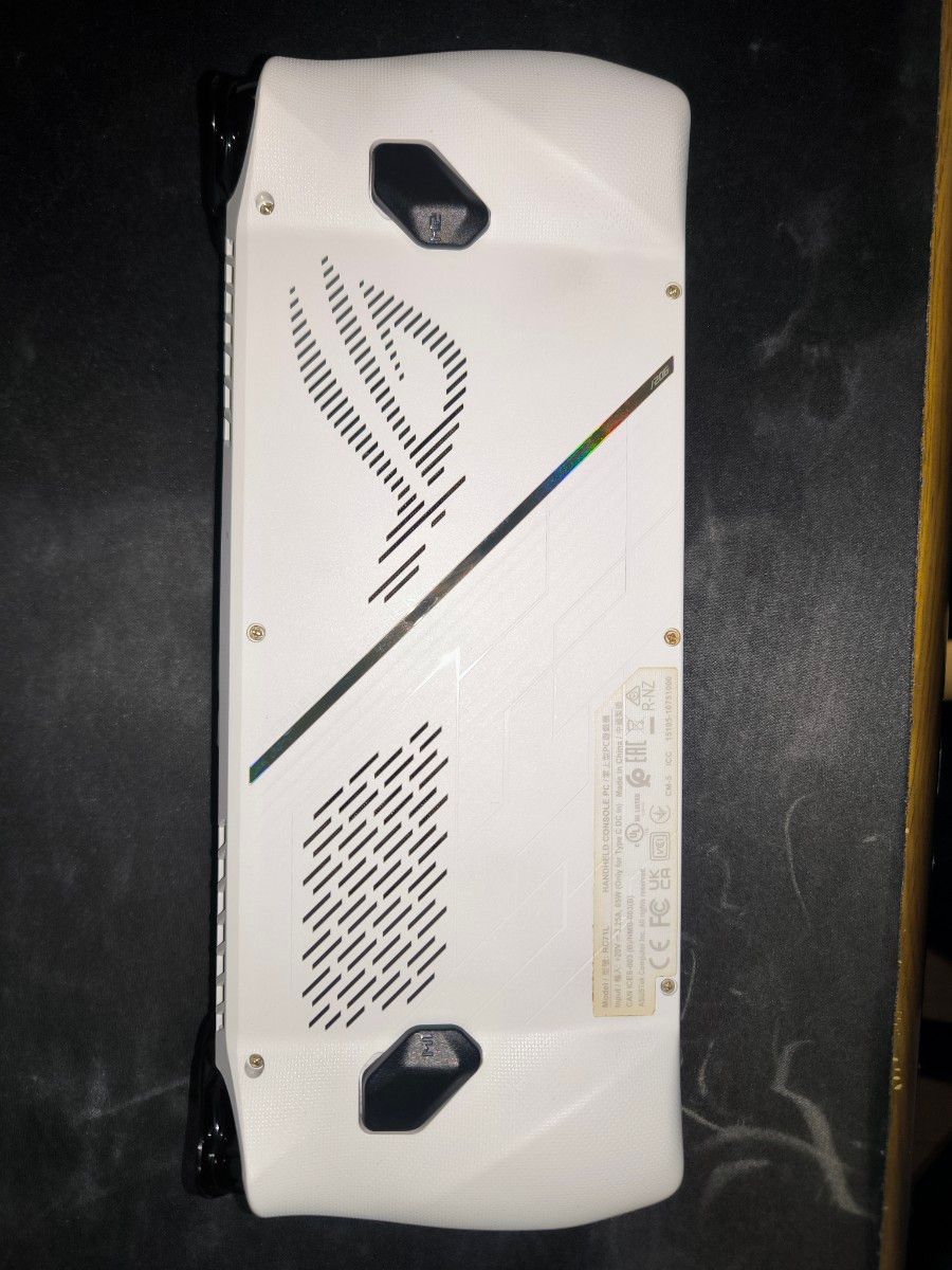 ROG Ally (Z1 Extreme) 専用ケース付｜Yahoo!フリマ（旧PayPayフリマ）