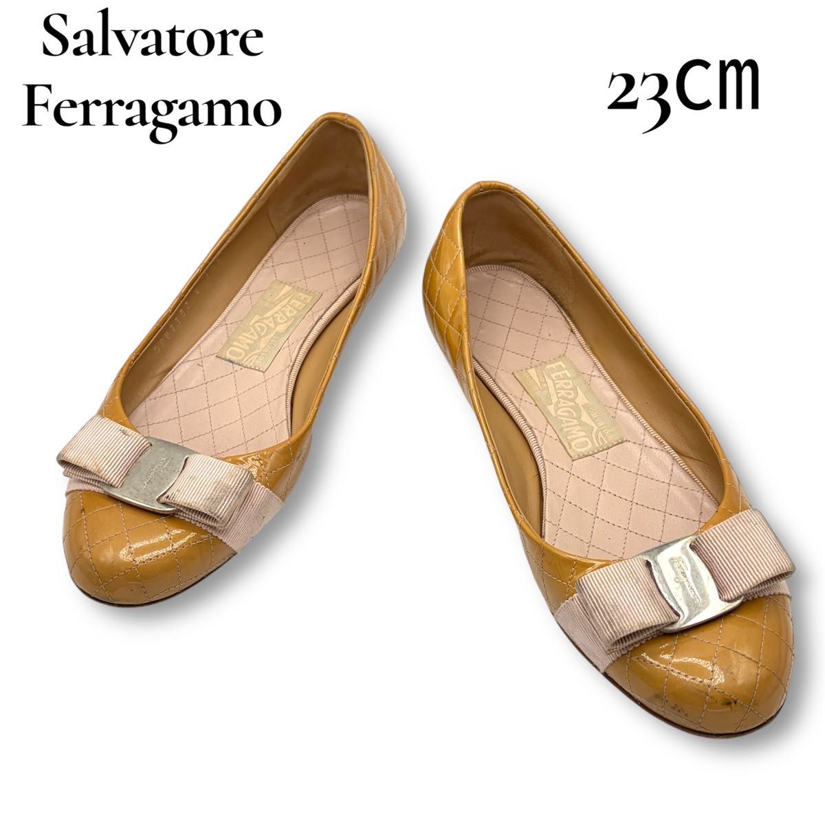 Salvatore Ferragamo ヴァラリボン フラットシューズ キルティング