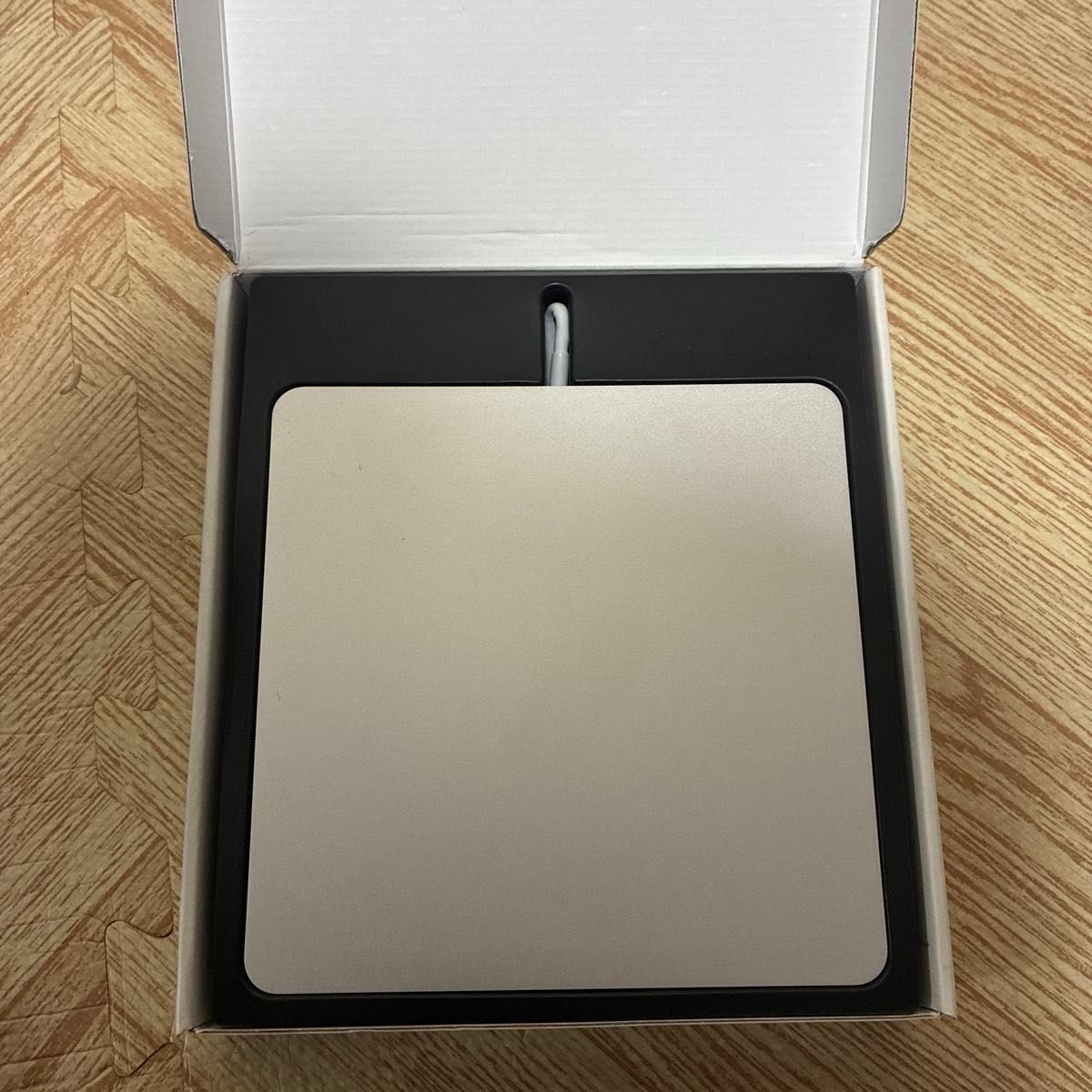 MacBook Air 13インチ Mid 2012 +純正DVDドライブ箱付き Amazon.co.jp