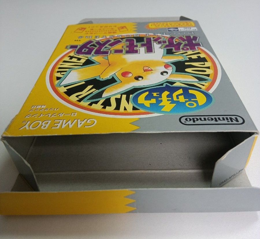 ゲームボーイソフト ポケットモンスター ピカチュウ ジャンク扱い
