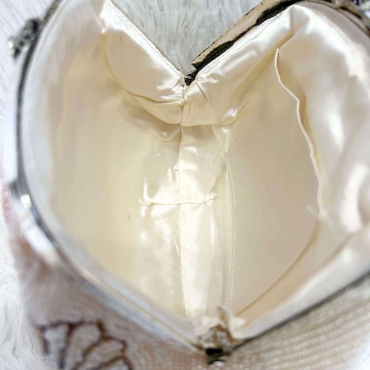 美品 1点物】ビーズバッグ 総ビーズ がま口 花柄 着物 和装 ビンテージ