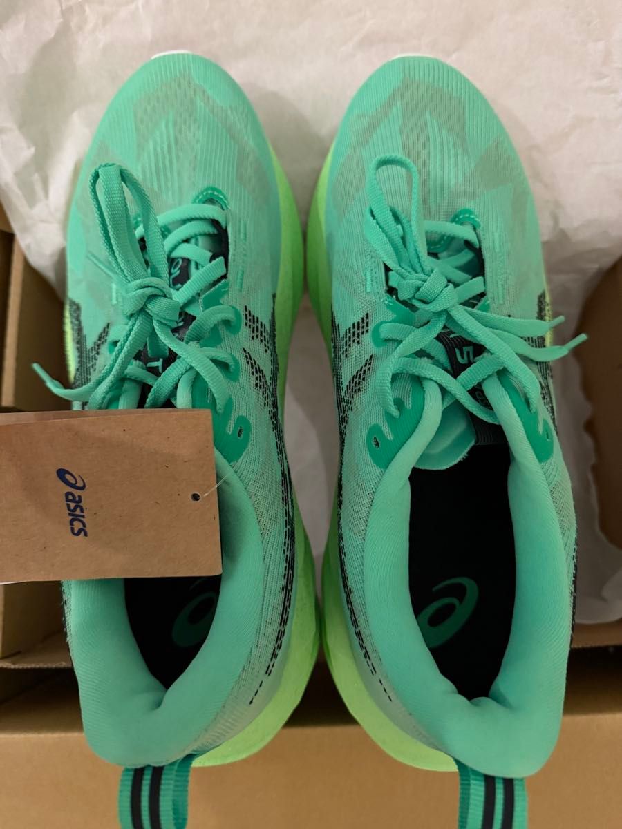 新品未使用 アシックス ASICS ランニングシューズ ノヴァブラスト5