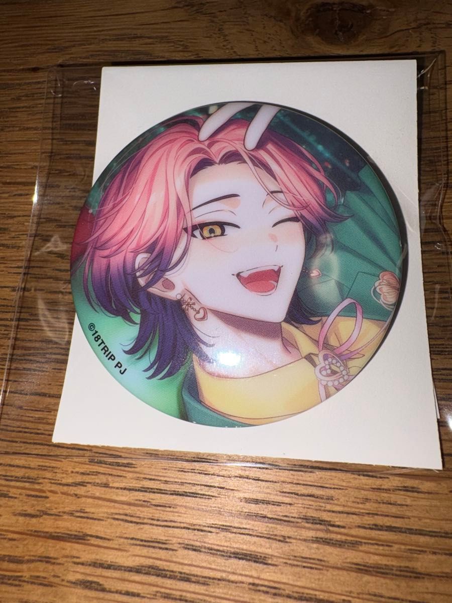 エイトリ 18TRIP 夏焼千弥 缶バッジ グッズ-バッチ】18TRIP BIGホロ缶