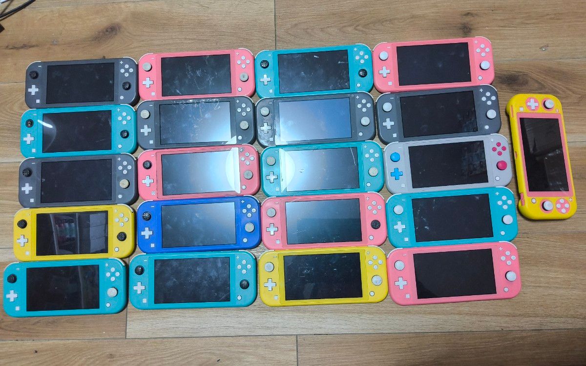 Nintendo Switch Lite ニンテンドースイッチライト 本体 21台まとめ
