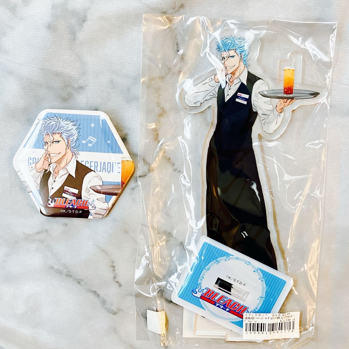 BLEACH ブリーチ カラ鉄 グリムジョー アクリルスタンド 缶バッジ