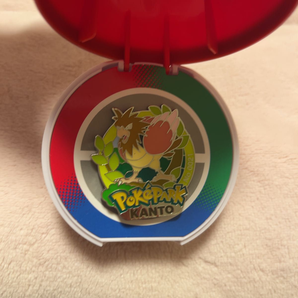 ポケパークカントー ポケモン 限定 ピンバッジ 151 モンスターボール