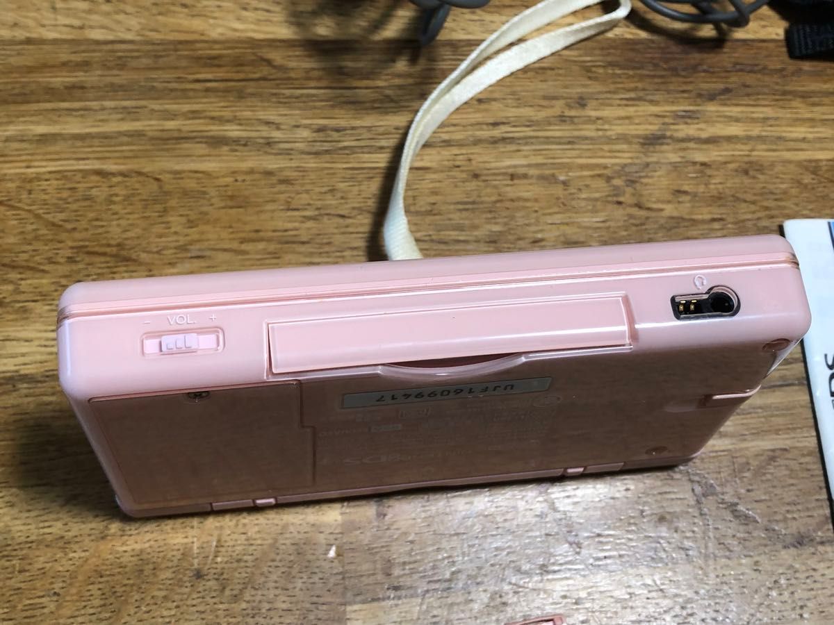Nintendo ニンテンドーDSLite ピンク 本体&充電器&ソフトケース付
