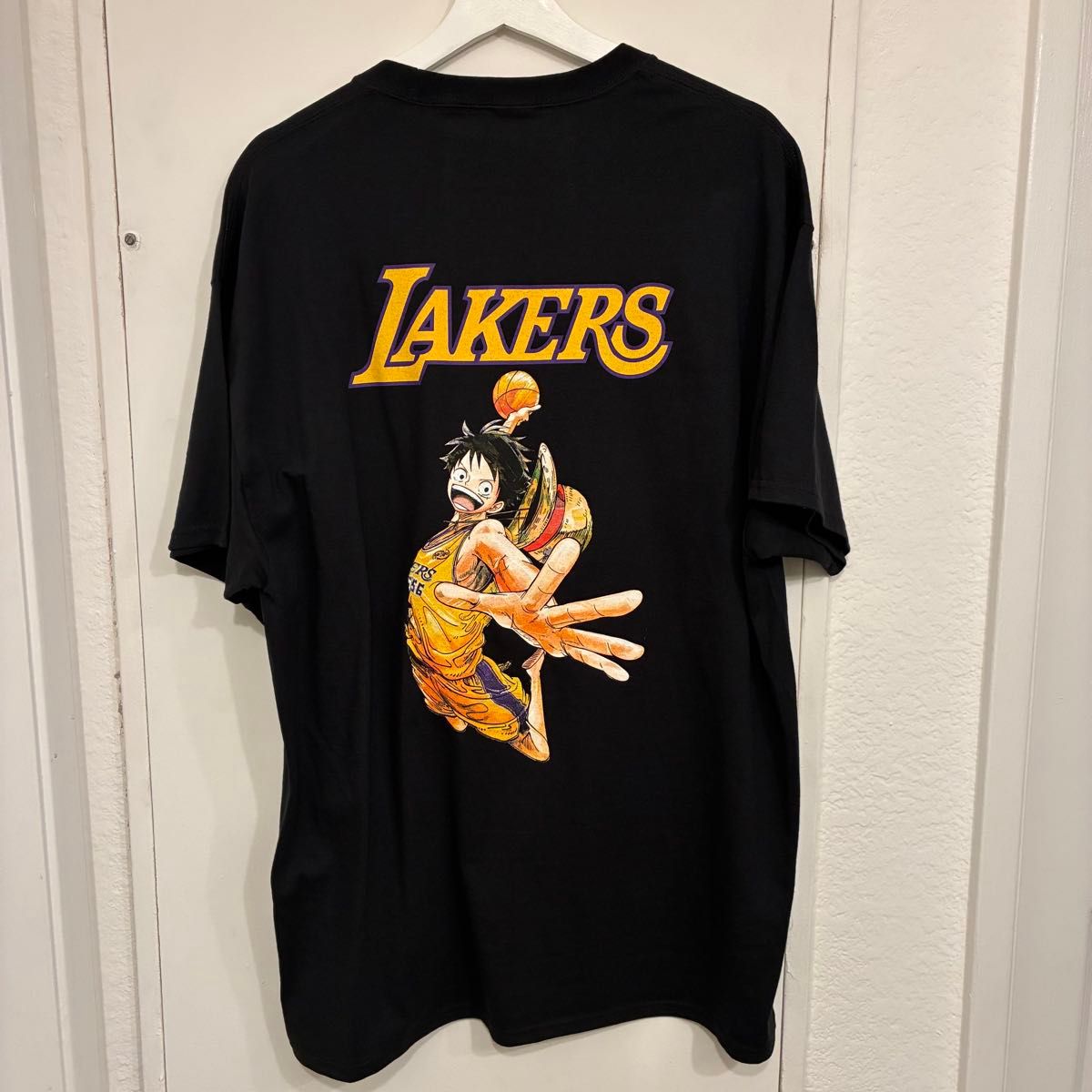 3/1発送 未使用 レイカーズ x ワンピース ONE PIECE NIGHT 非売品 T