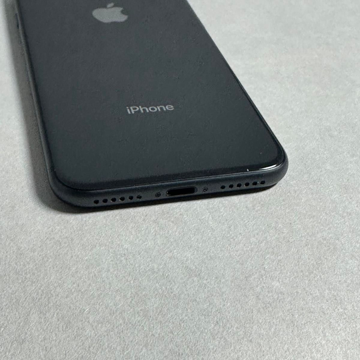 稼動品 iPhone 8 64GB SIMロックあり バッテリー容量96% 初期化済み