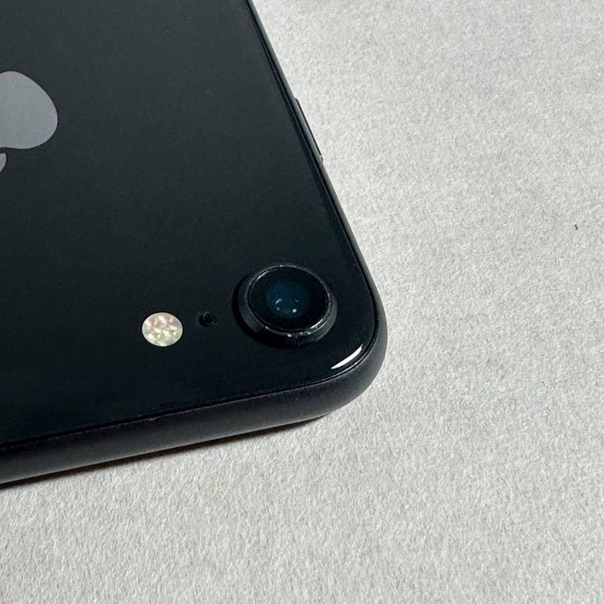 稼動品 iPhone 8 64GB SIMロックあり バッテリー容量96% 初期化済み