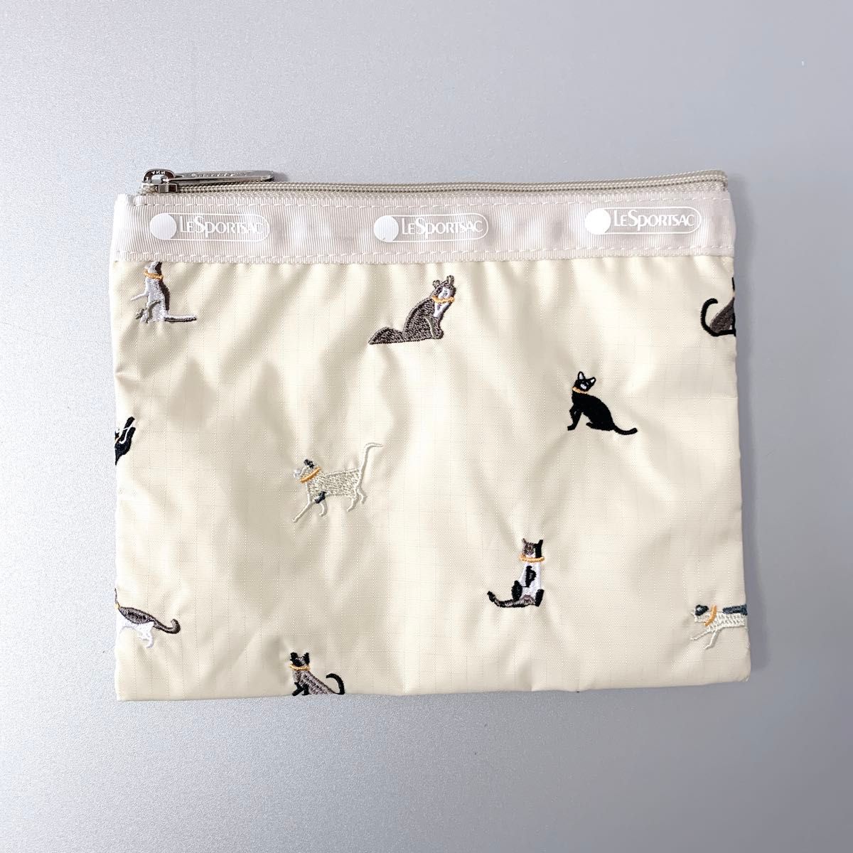 新品タグ付 LeSportsac レスポートサック Breed of Cat 猫柄 刺繍
