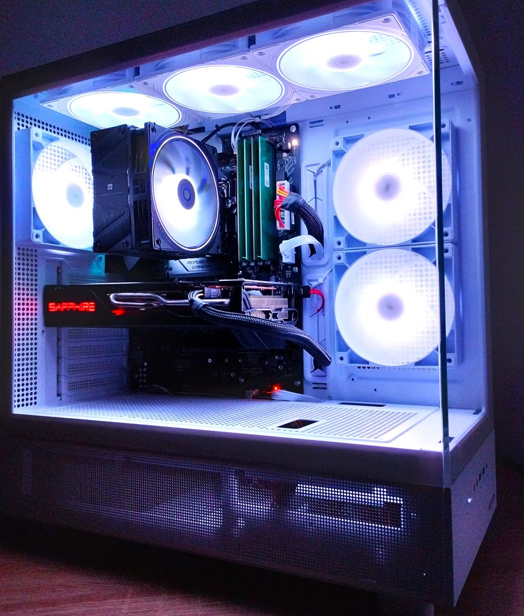 ゲーミングPC/Core i7 8700/RX5600XT/メモリ16GB/SSD500GB/最新Office