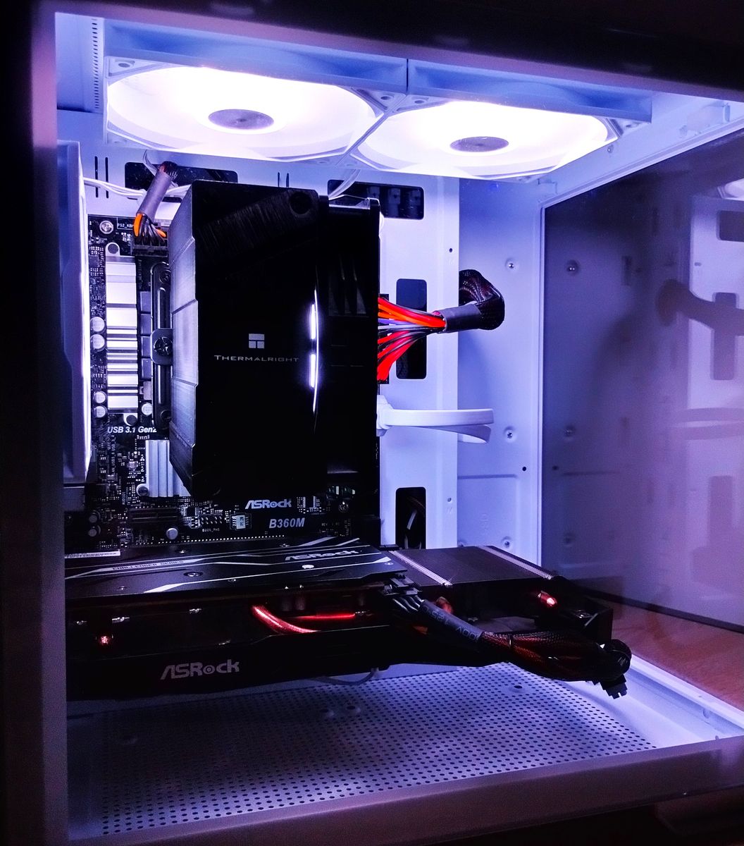 ゲーミングPC/Core i7 8700/RX6600/メモリ16GB/SSD500GB/最新Office