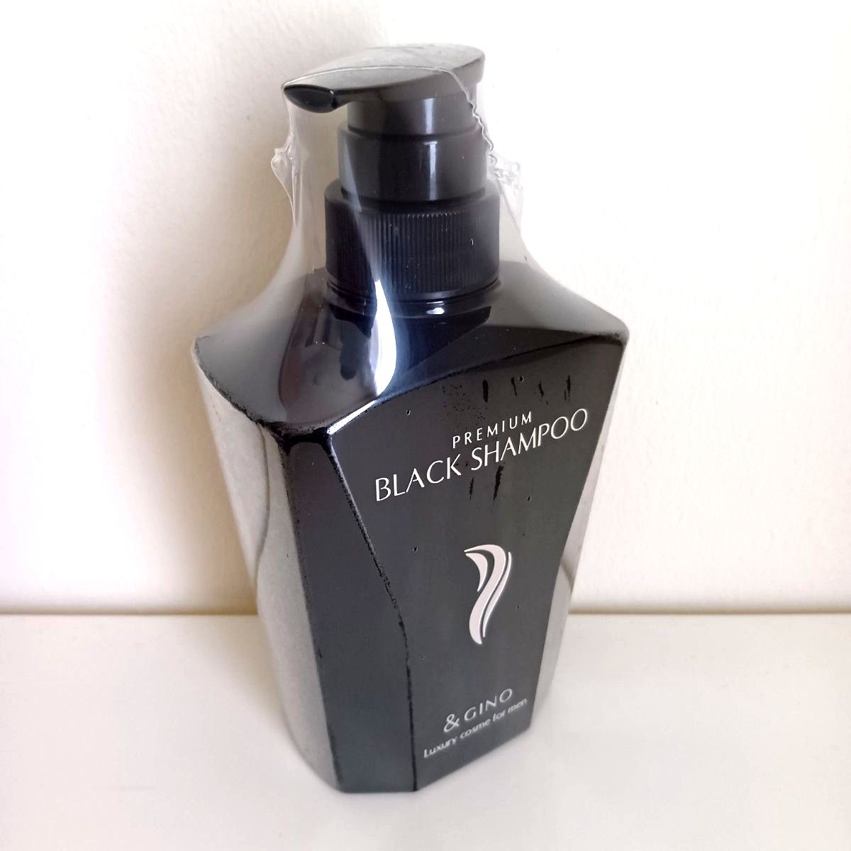 新品・未開封】&GINO アンドジーノ プレミアムブラックシャンプー