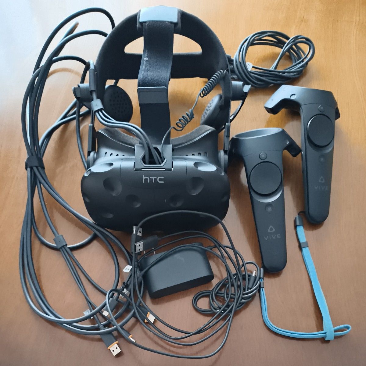 ジャンク HTC VIVE VRヘッドセット コントローラーセット｜Yahoo