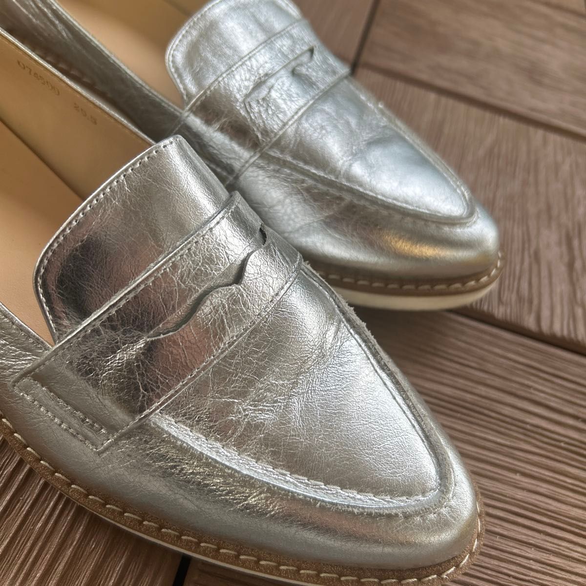 HIMIKO On Bleue ローファー シルバー 25 5cm ヒミコ 本革 コイン