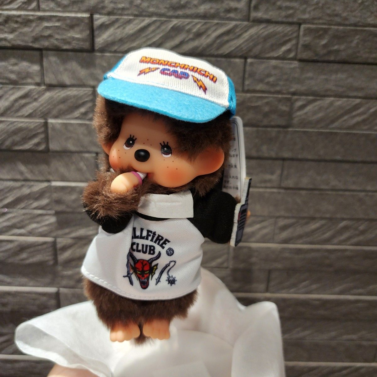 新発売モンチッチ ストレンジャー・シングス コラボ キーチェーン