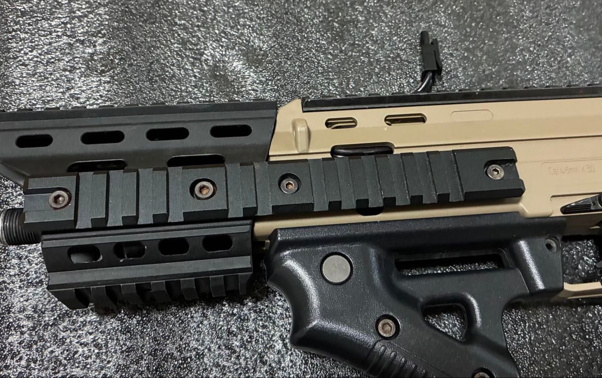 東京マルイ 電動ガン MP7A1 タンカラーカスタム｜Yahoo!フリマ（旧