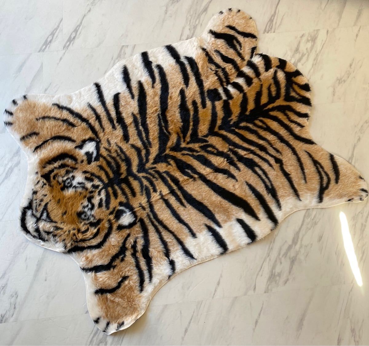 新品 タイガー 虎 トラ カーペット ラグマット｜Yahoo!フリマ（旧