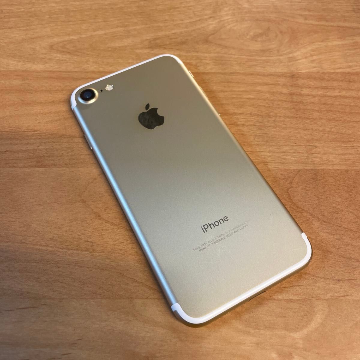 iPhone 7 ゴールド 32GB SIMフリー｜Yahoo!フリマ（旧PayPayフリマ）