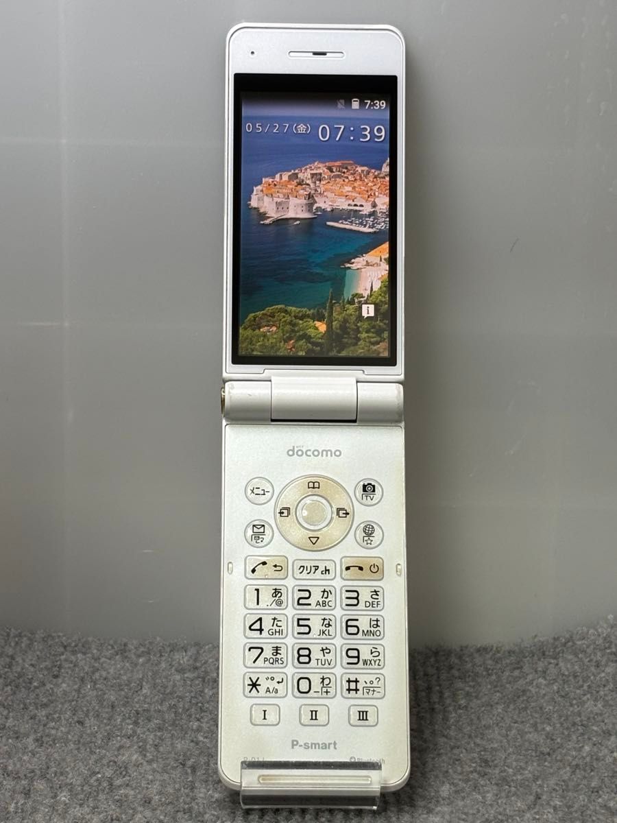 P-smart ケータイ P-01J ホワイト #26022306｜Yahoo!フリマ（旧PayPay